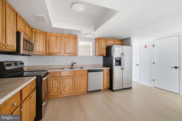 51 MEMPHIS CT, Sicklerville, NJ 08081