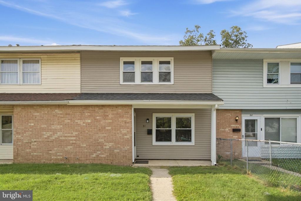 51 MEMPHIS CT, Sicklerville, NJ 08081