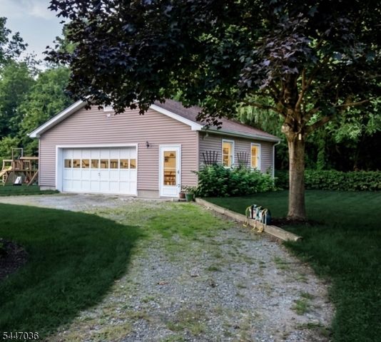 27 River Rd, Byram Twp., NJ 07874