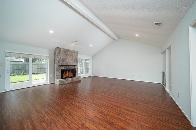 2838 Colony Drive, Sugar Land, TX 77479