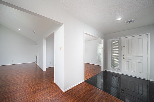 2838 Colony Drive, Sugar Land, TX 77479