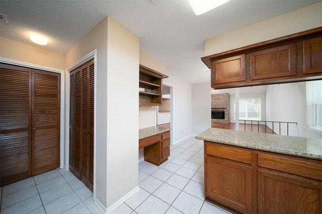 2838 Colony Drive, Sugar Land, TX 77479