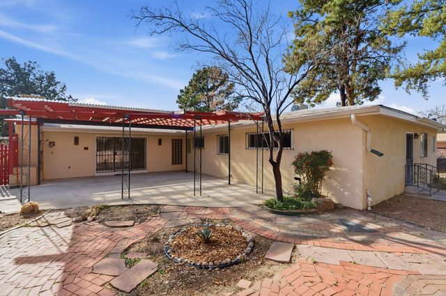 1500 Harvard Drive NE, Albuquerque, NM 87106