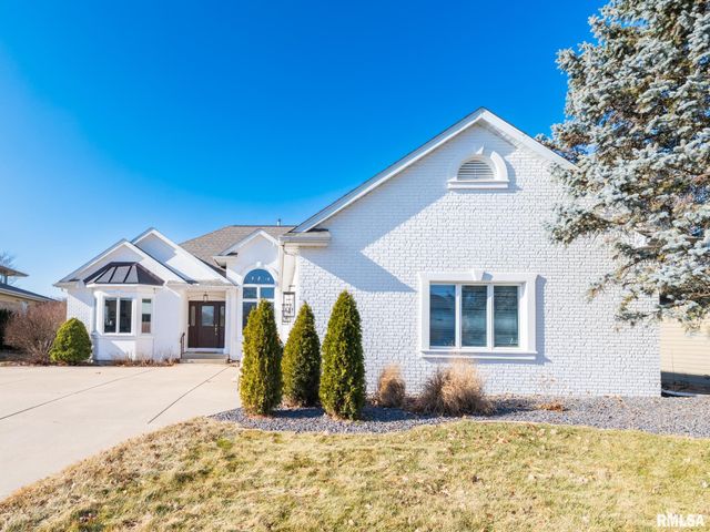 5205 N ASHFORD Drive, Peoria, IL 61615