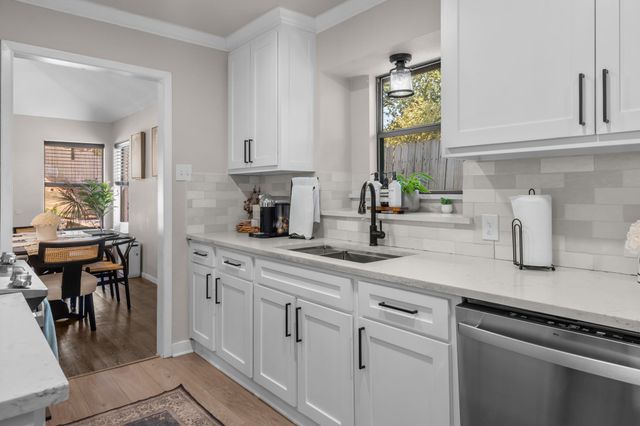 7300 Timberlane Drive, North Richland Hills, TX 76182