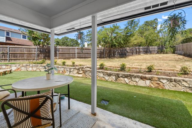 7300 Timberlane Drive, North Richland Hills, TX 76182