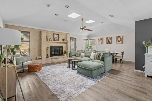 7300 Timberlane Drive, North Richland Hills, TX 76182