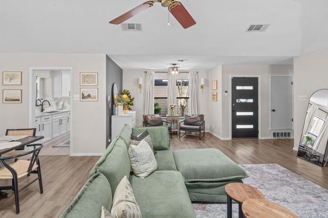7300 Timberlane Drive, North Richland Hills, TX 76182