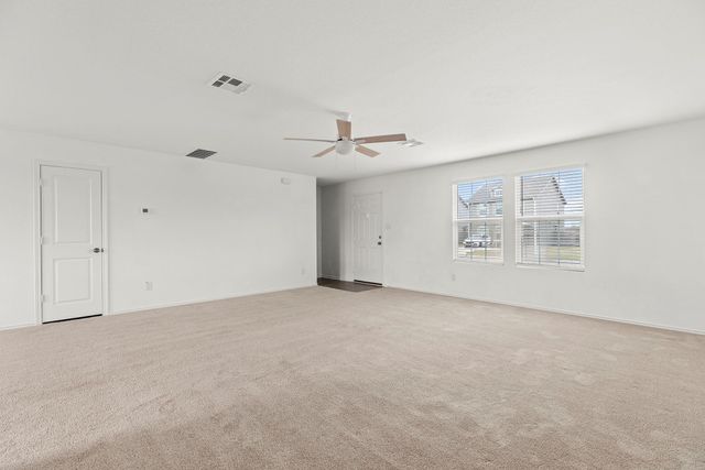 141 Texas Angel WAY, Jarrell, TX 76537