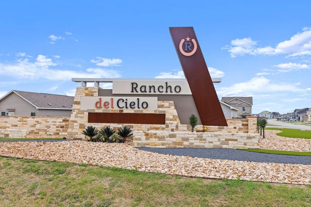141 Texas Angel WAY, Jarrell, TX 76537