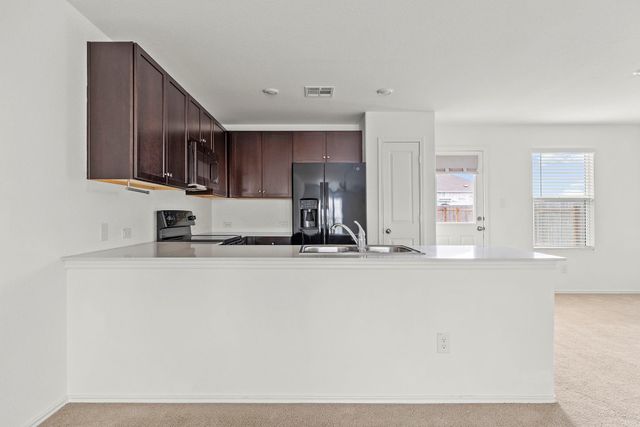 141 Texas Angel WAY, Jarrell, TX 76537
