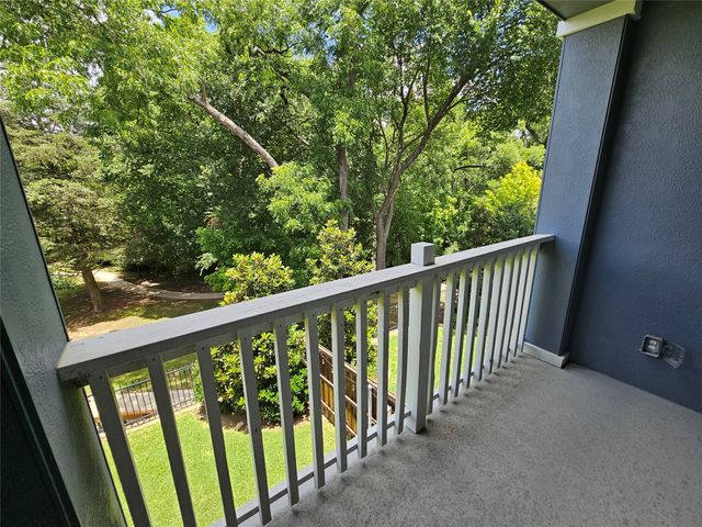 8045 Emerald Rock Drive, Dallas, TX 75228