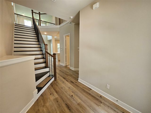8045 Emerald Rock Drive, Dallas, TX 75228