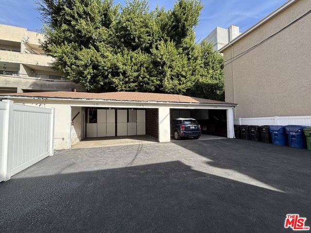 1638 Greenfield Avenue, Los Angeles, CA 90025