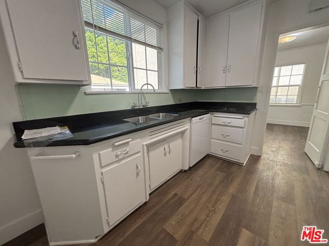 1638 Greenfield Avenue, Los Angeles, CA 90025