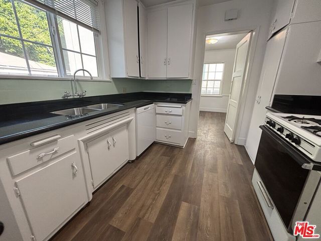 1638 Greenfield Avenue, Los Angeles, CA 90025
