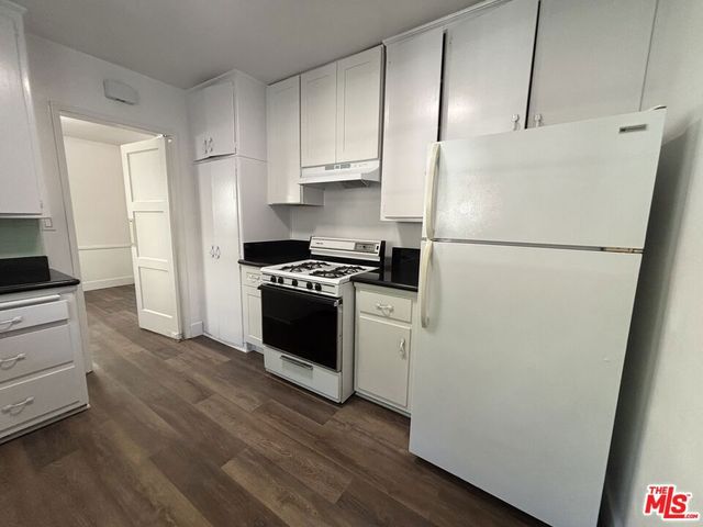 1638 Greenfield Avenue, Los Angeles, CA 90025