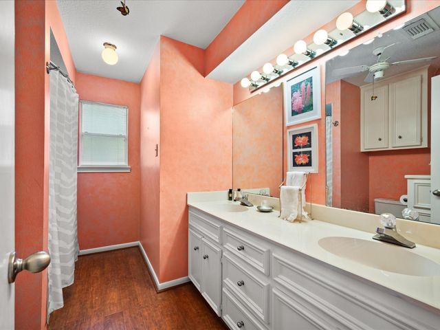 3219 Chapel Bend Drive, Houston, TX 77068