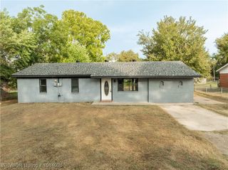 904 22nd Street, Barling, AR 72923