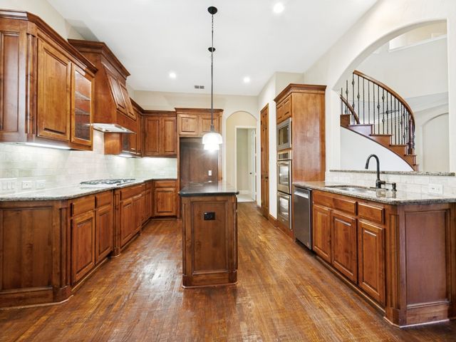 1114 Wynne Drive, Garland, TX 75044