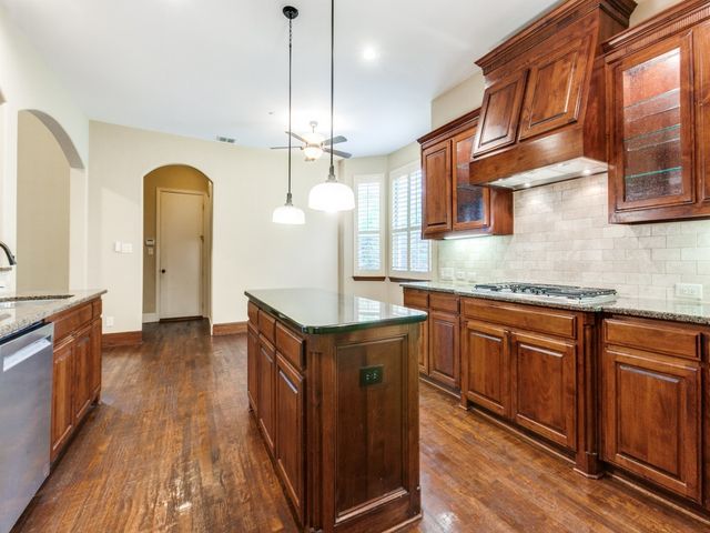 1114 Wynne Drive, Garland, TX 75044