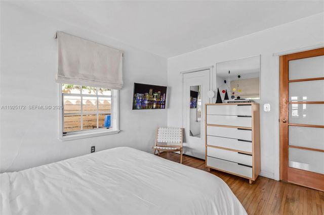 8 Century Ln, Miami Beach, FL 33139