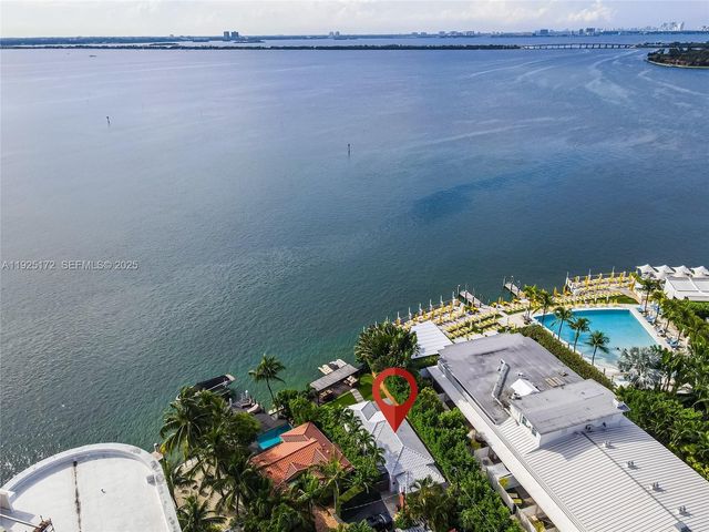 8 Century Ln, Miami Beach, FL 33139