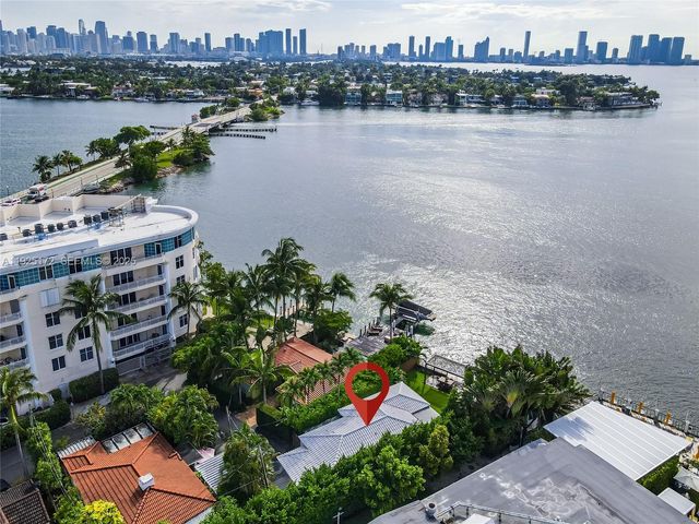 8 Century Ln, Miami Beach, FL 33139