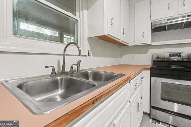 2227 Mcquiston Drive SW, Marietta, GA 30064