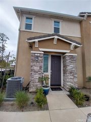 16571 Wyndham 11, Fontana, CA 92336