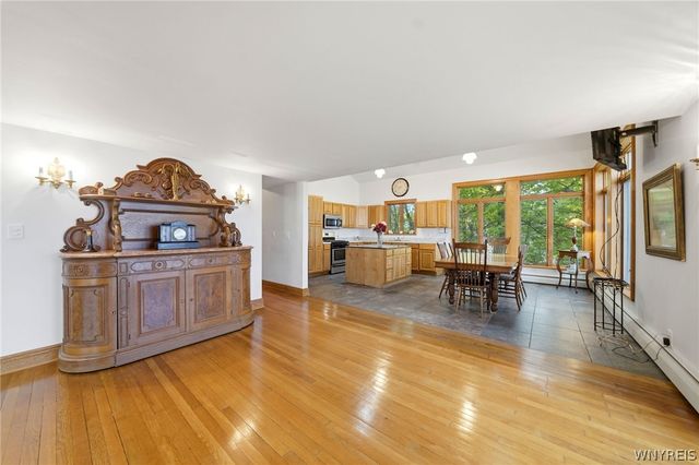 5316 Lake Shore Road, Hamburg, NY 14075
