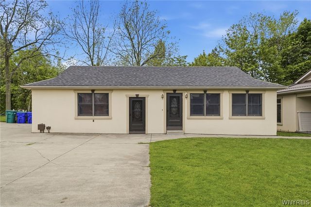 5316 Lake Shore Road, Hamburg, NY 14075