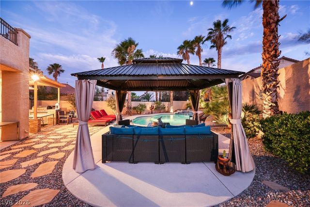 1701 Drifters Peak Street, Las Vegas, NV 89144