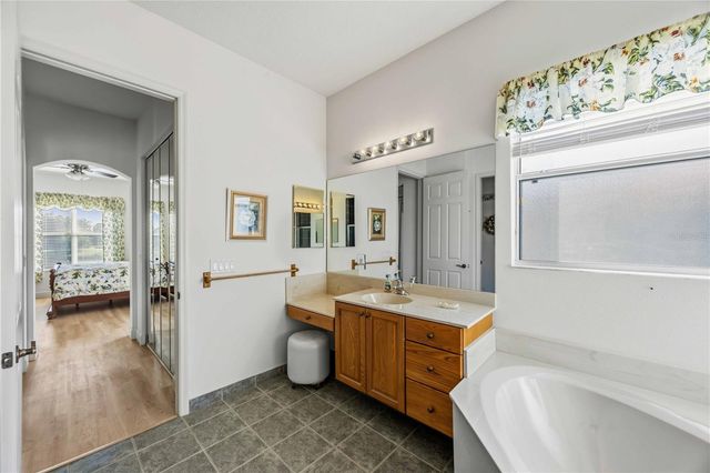 4218 64TH DRIVE E, Sarasota, FL 34243