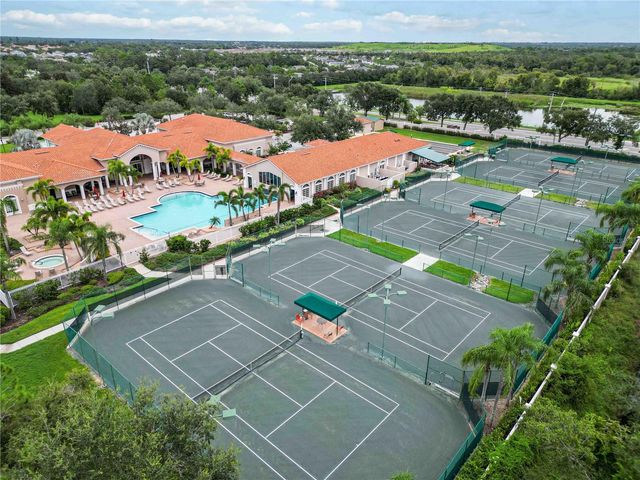 4218 64TH DRIVE E, Sarasota, FL 34243