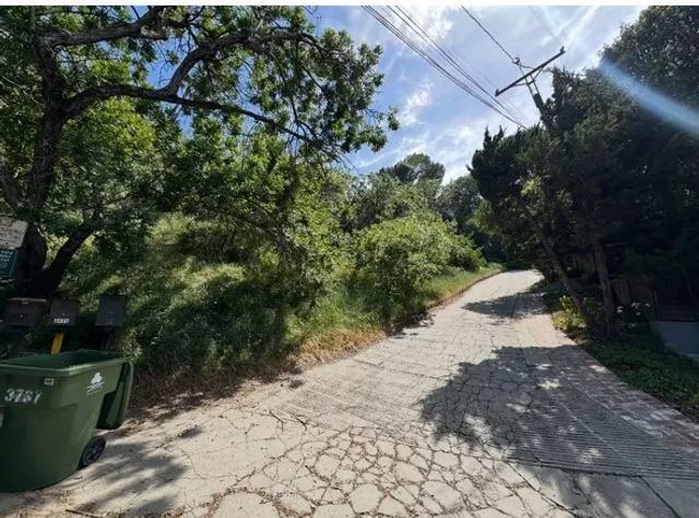 3721 Ventura Canyon, Sherman Oaks, CA 91423
