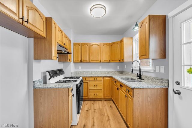 4933 E 109th Street, Garfield Heights, OH 44125