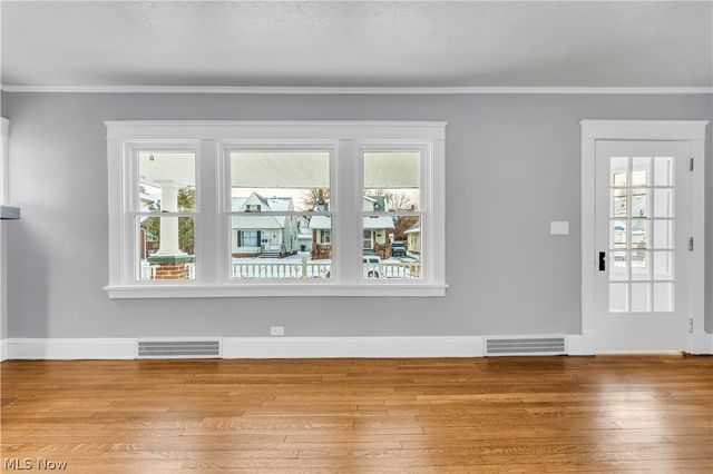 4933 E 109th Street, Garfield Heights, OH 44125