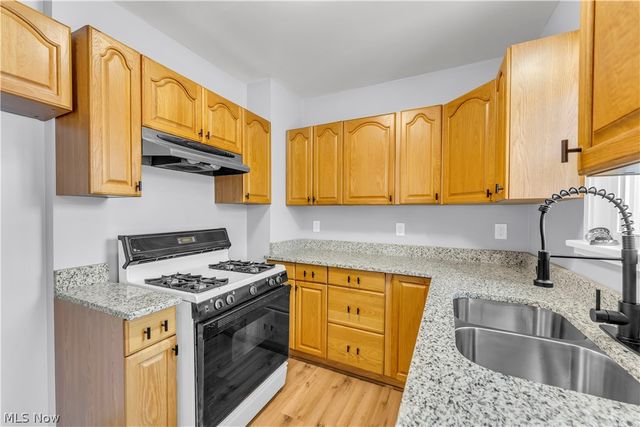 4933 E 109th Street, Garfield Heights, OH 44125
