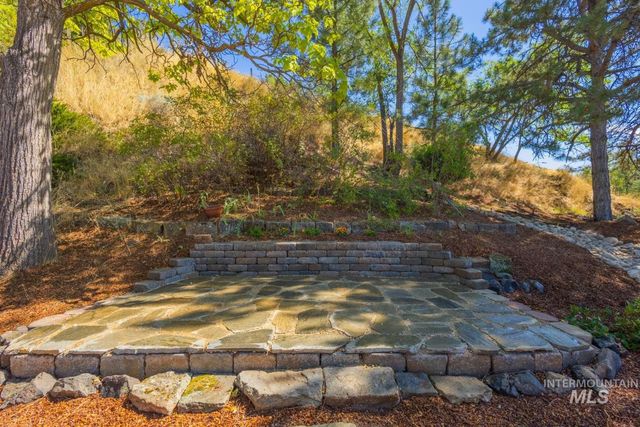 1005 E Aldape Ct, Boise, ID 83712
