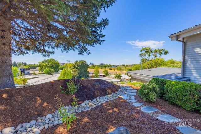 1005 E Aldape Ct, Boise, ID 83712