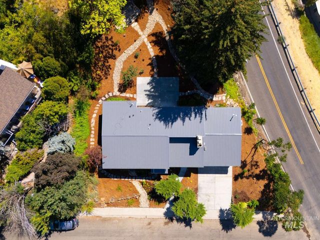 1005 E Aldape Ct, Boise, ID 83712