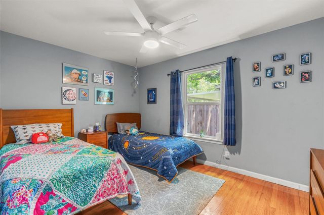 8303 Lazy LN, Austin, TX 78757