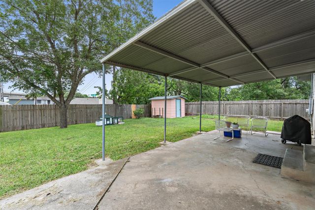 8303 Lazy LN, Austin, TX 78757