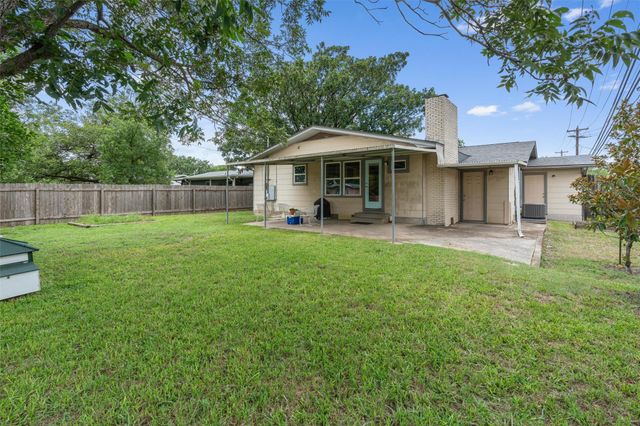 8303 Lazy LN, Austin, TX 78757