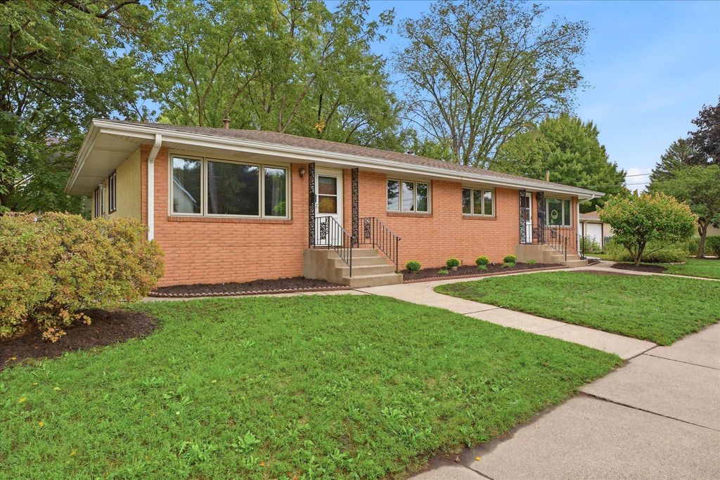 625 Summer Street NE, Minneapolis, MN 55413 — exterior