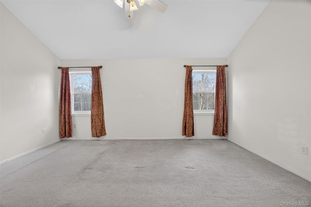 25 Alexander Drive, Washingtonville, NY 10992