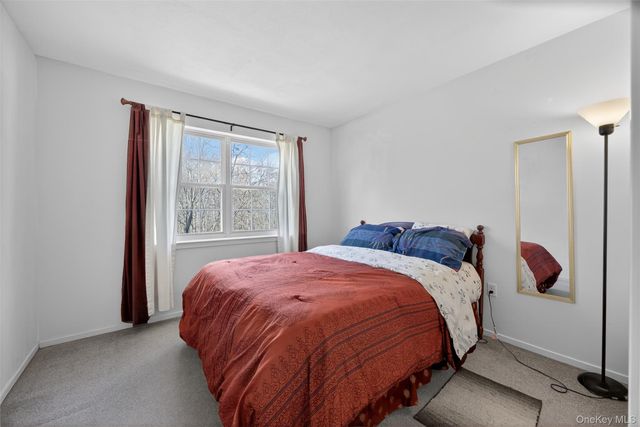 25 Alexander Drive, Washingtonville, NY 10992