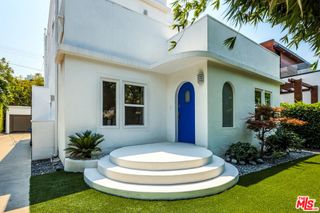 8718 Rosewood Avenue, West Hollywood, CA 90048
