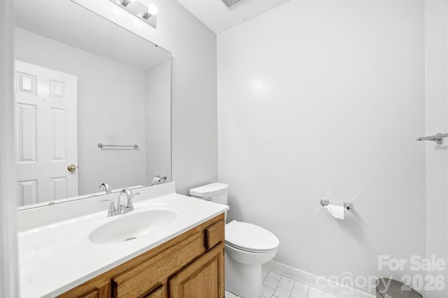 810 Balsam Terrace, Charlotte, NC 28214